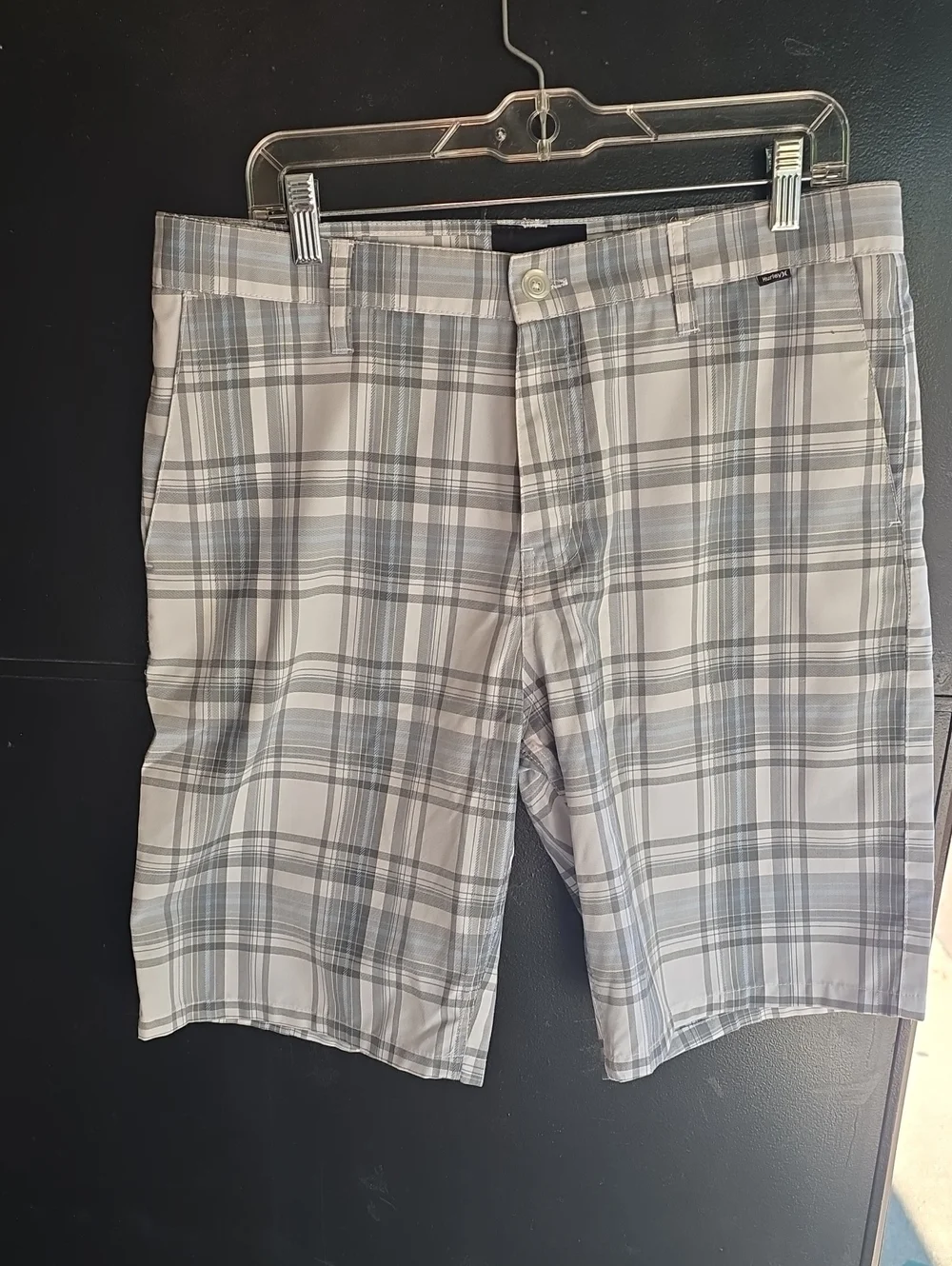 Hurley Men's Plaid Performance Shorts - Gray/White/Light Blue Size 34